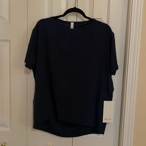 Lululemon Back in Action Tee Nulu NWT